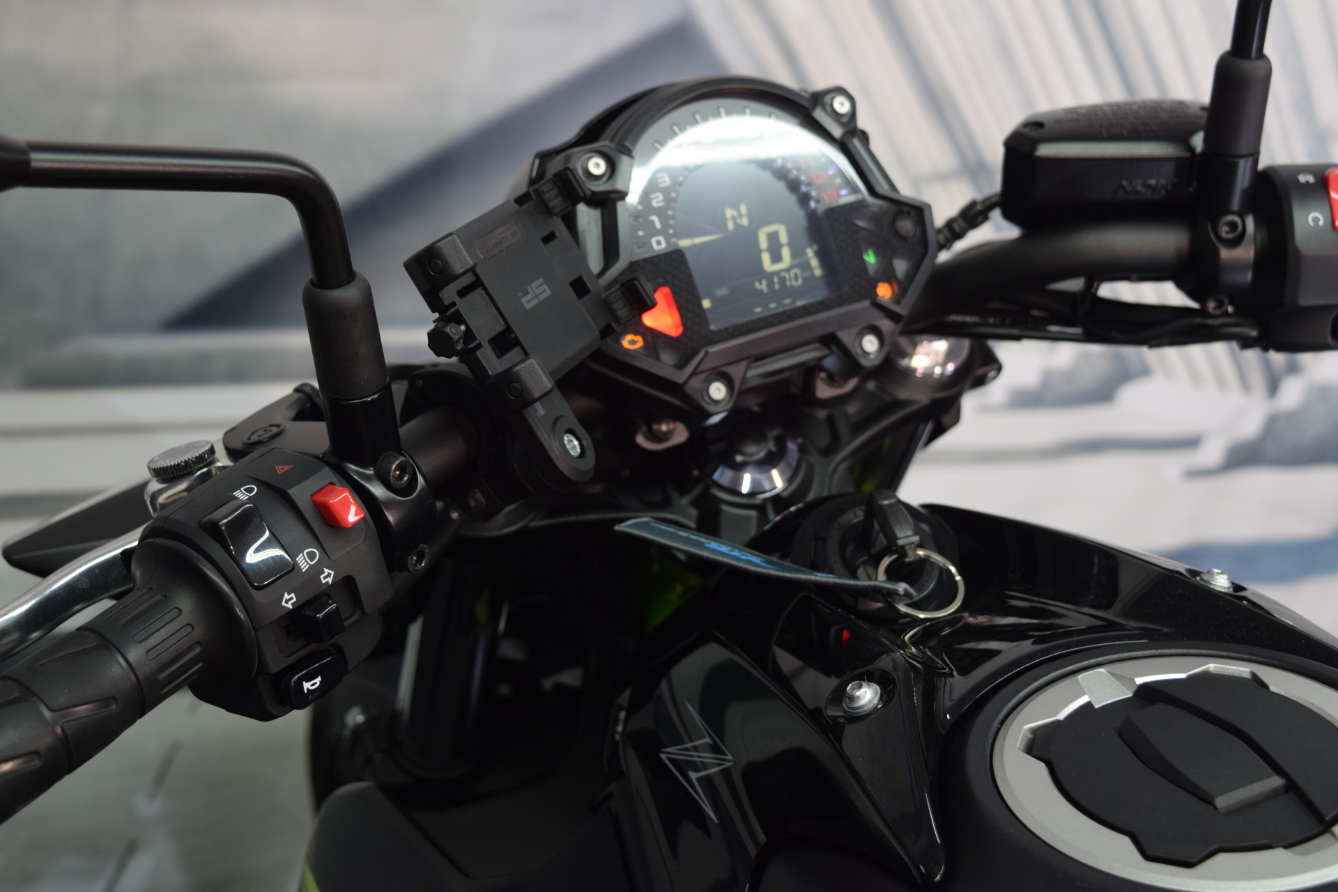 KAWASAKI Z 650 inkl. Kurzheck-image-7