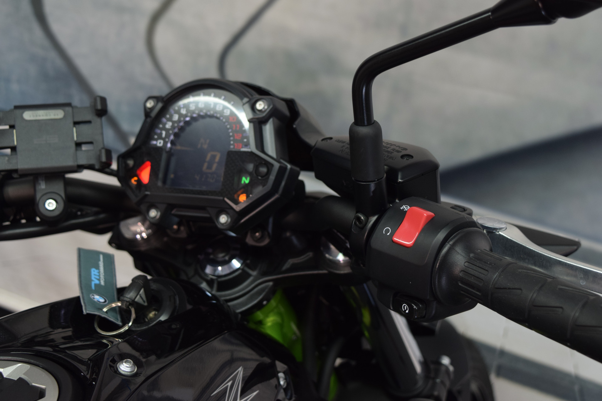 KAWASAKI Z 650 inkl. Kurzheck-image-8
