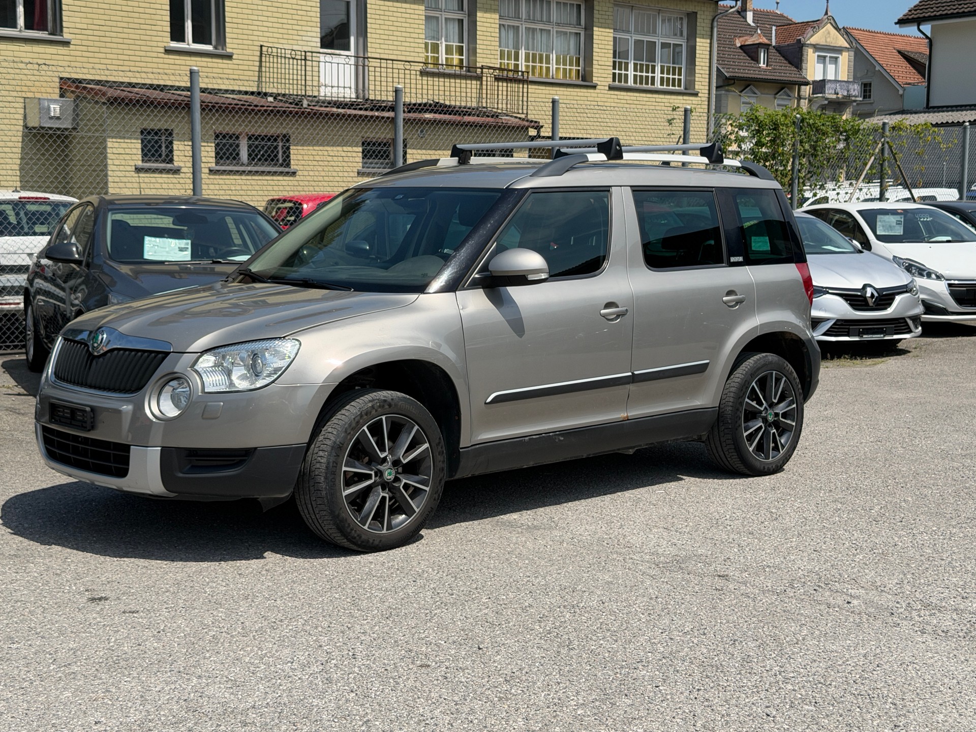 SKODA Yeti 2.0 TDI Adventure 4x4 DSG-image-2