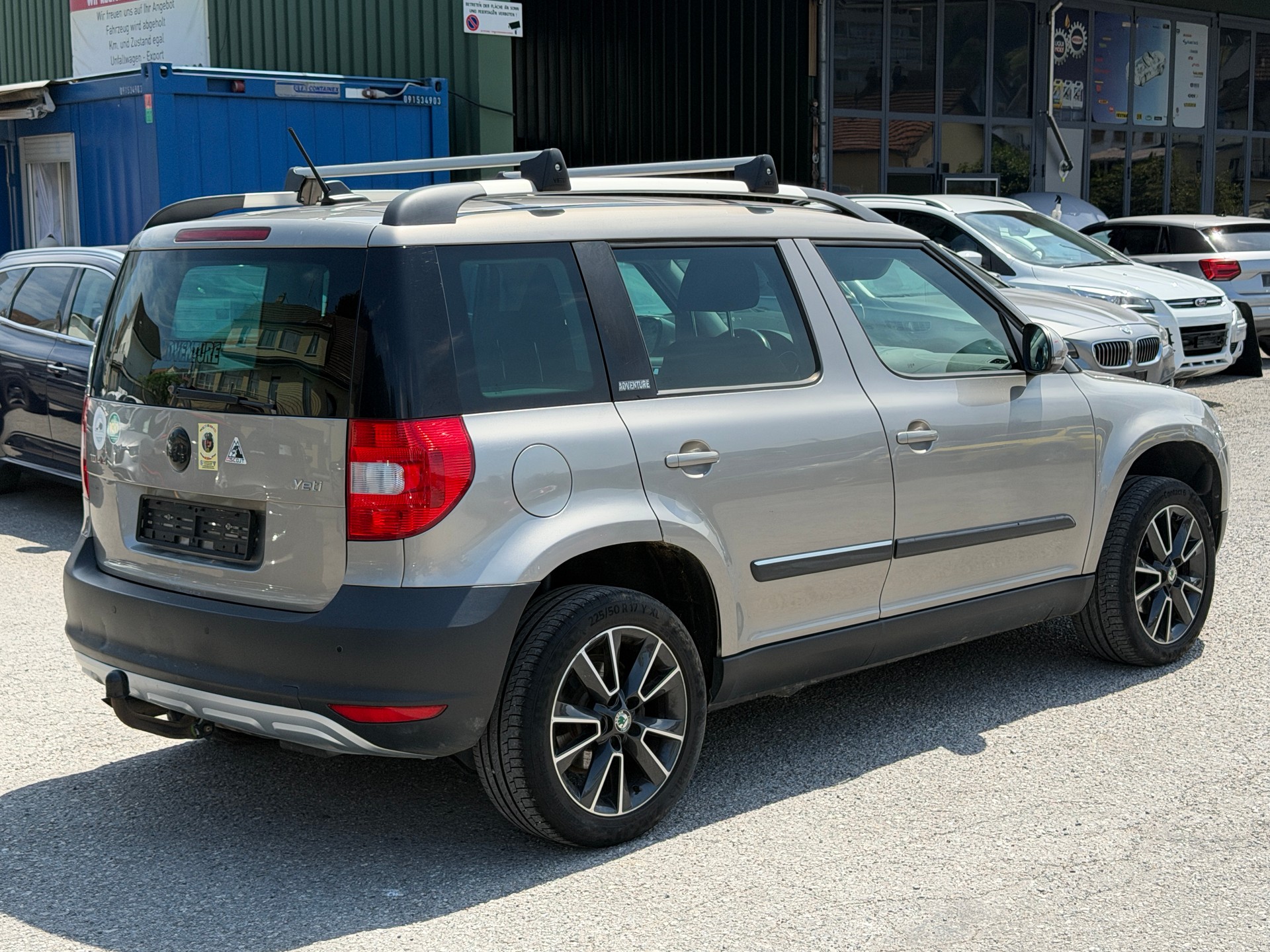 SKODA Yeti 2.0 TDI Adventure 4x4 DSG-image-10