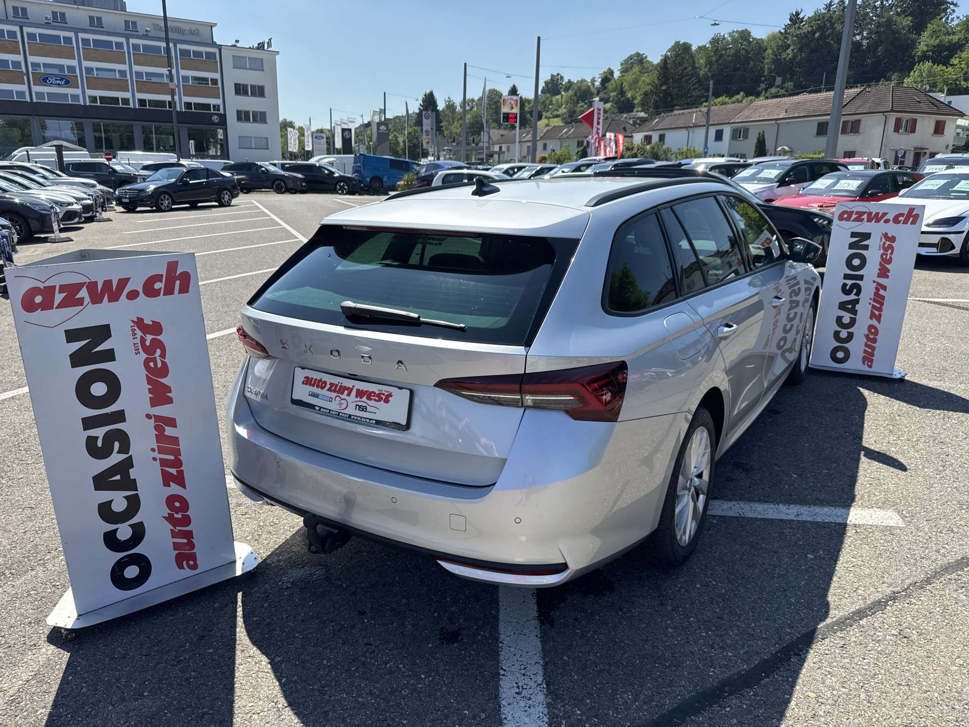 SKODA Octavia Combi 2.0 TDi Selection DSG-Automat-showroom-element-2