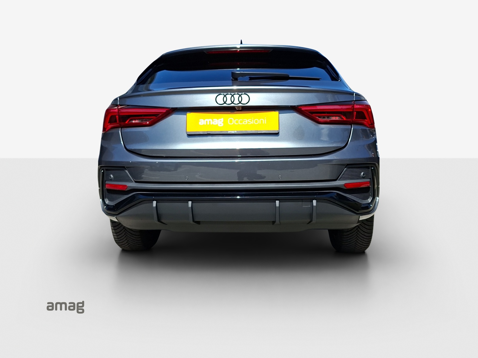 AUDI Q3 35 TFSI S line Attraction S-tronic-showroom-element-3