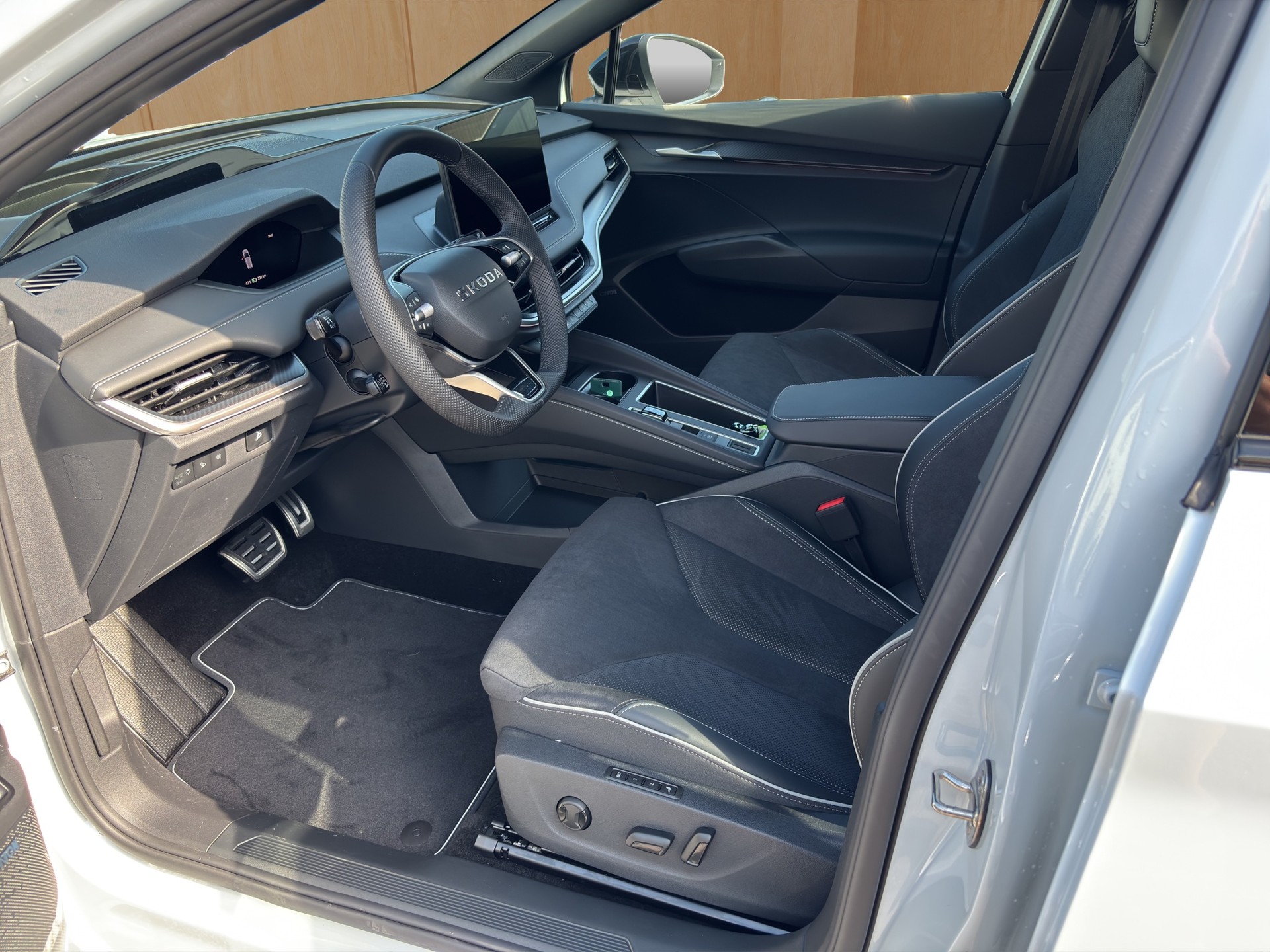 SKODA Enyaq 85x Sportline 4x4-image-6