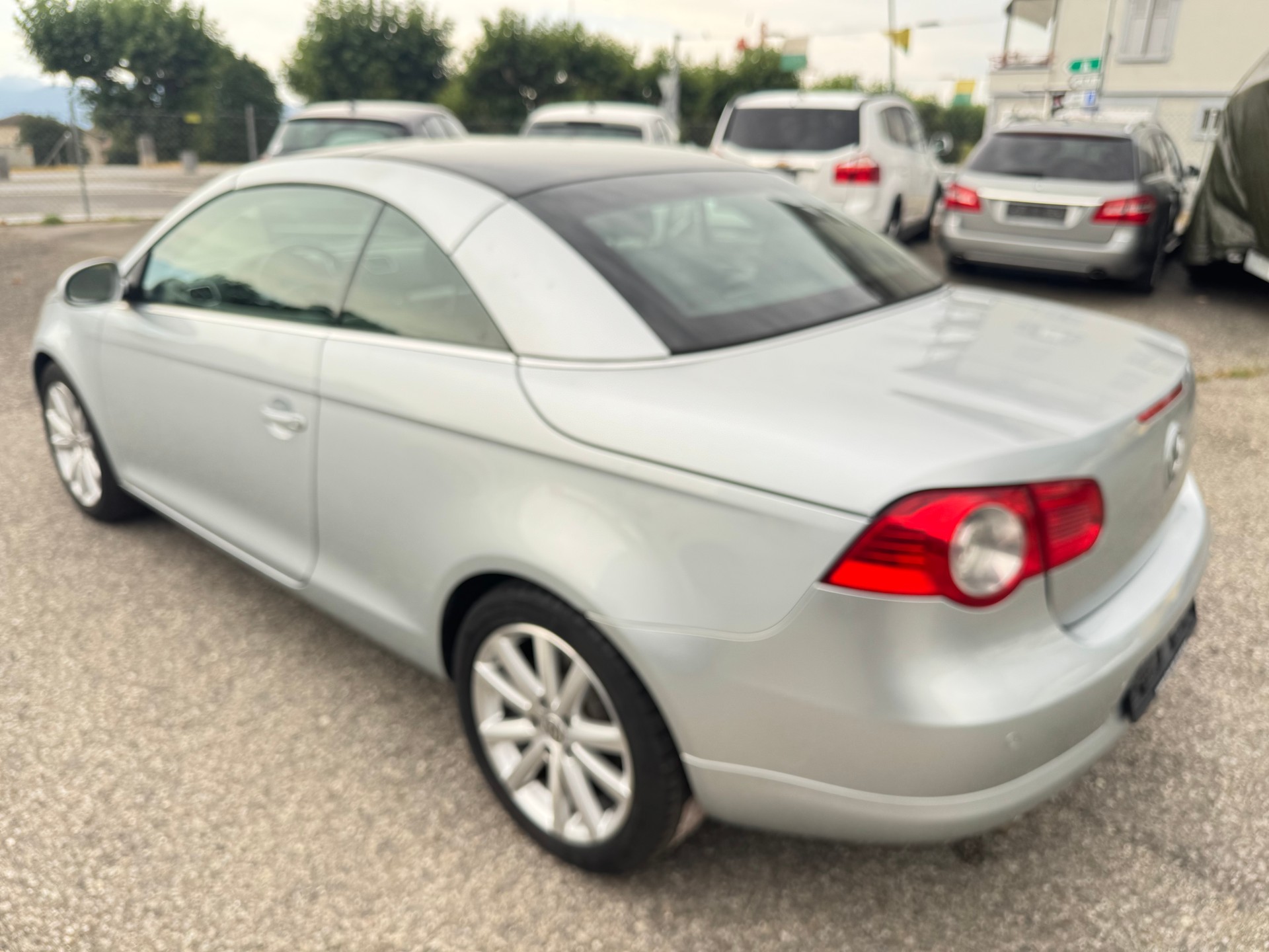 VW Eos 2.0 FSI Turbo-image-10