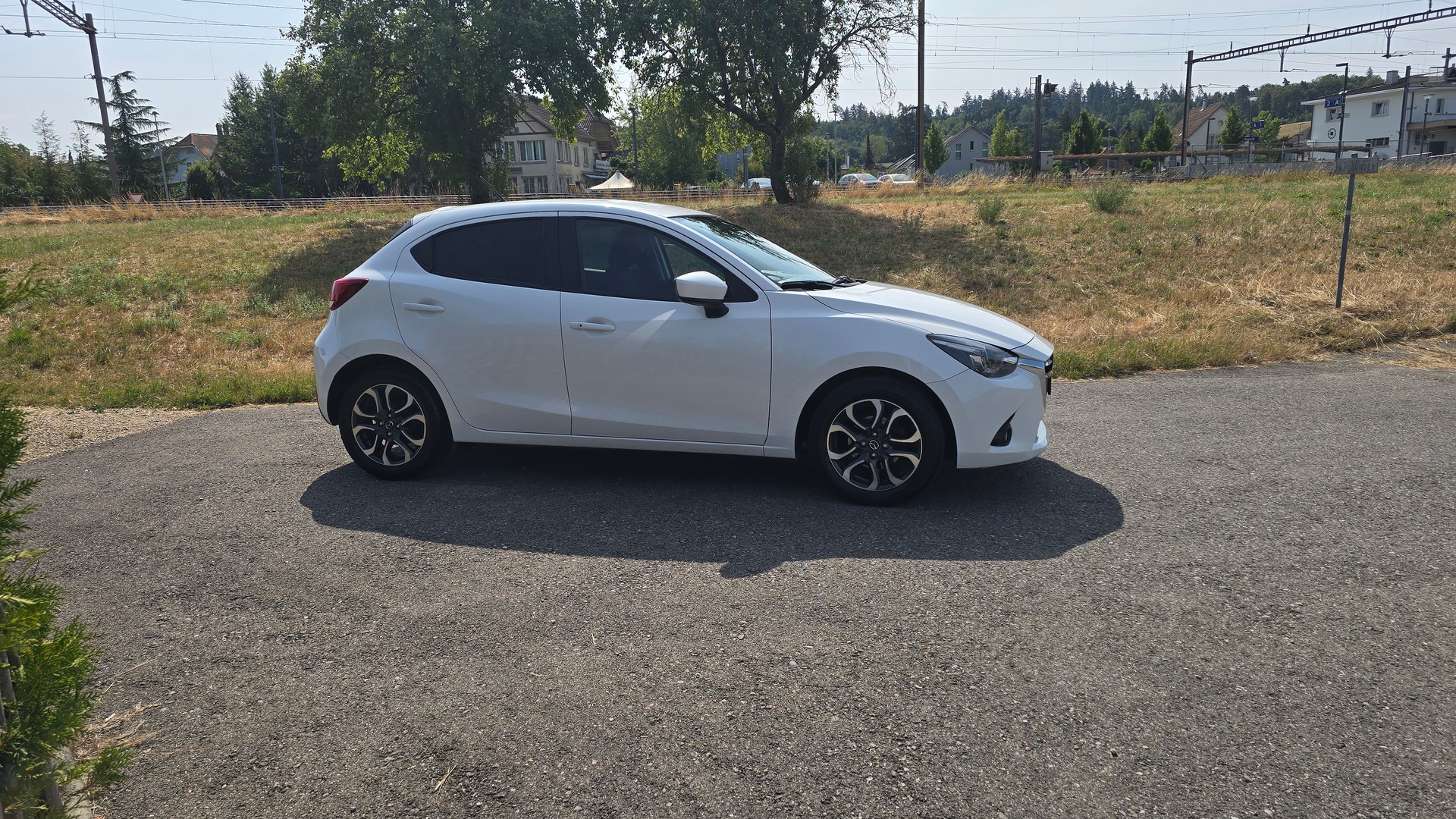 MAZDA 2 1.5 CD 16V Skyactiv-D Ambition Plus-image-7
