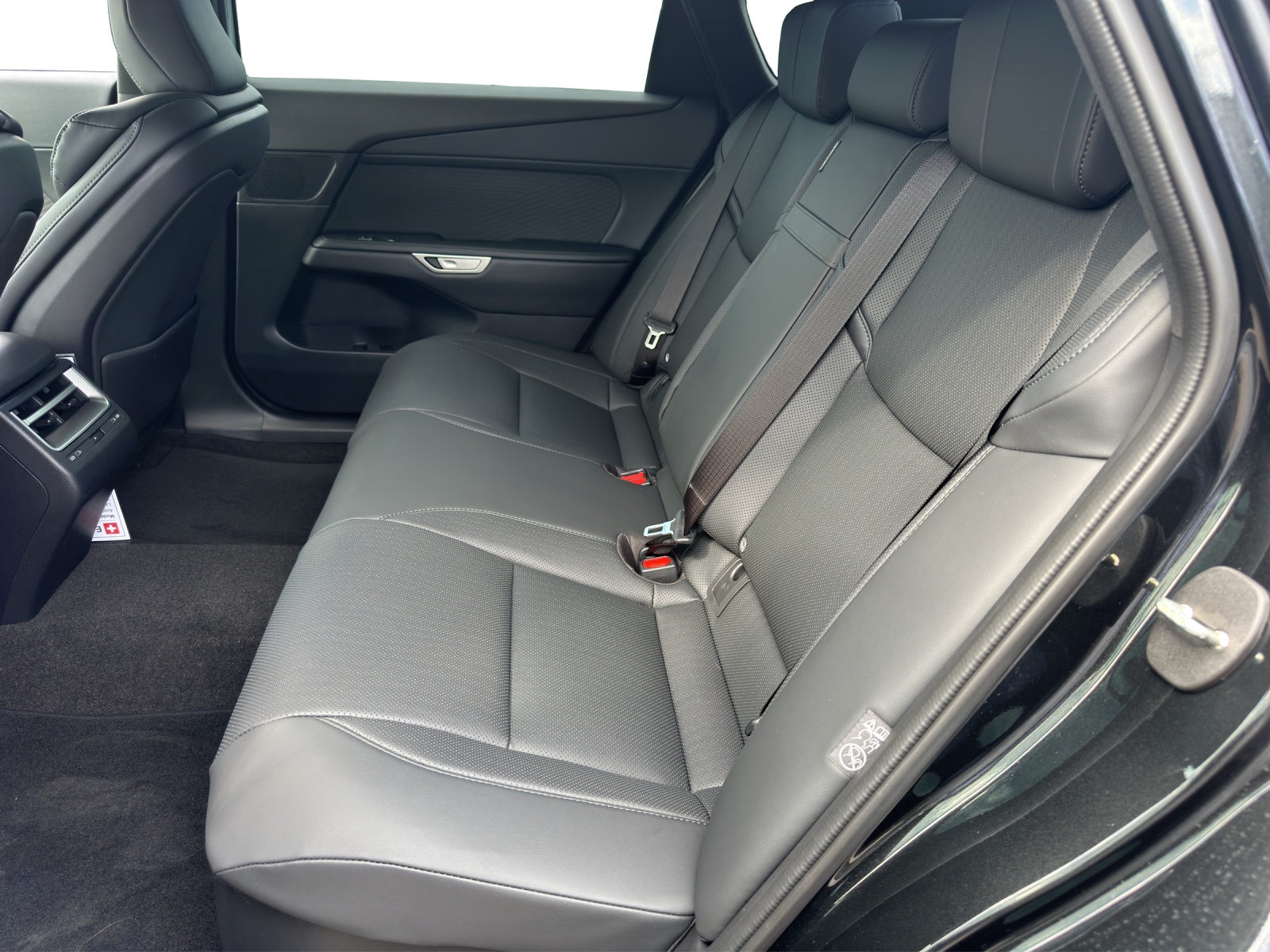 LEXUS ES 500e Comfort AWD-image-8