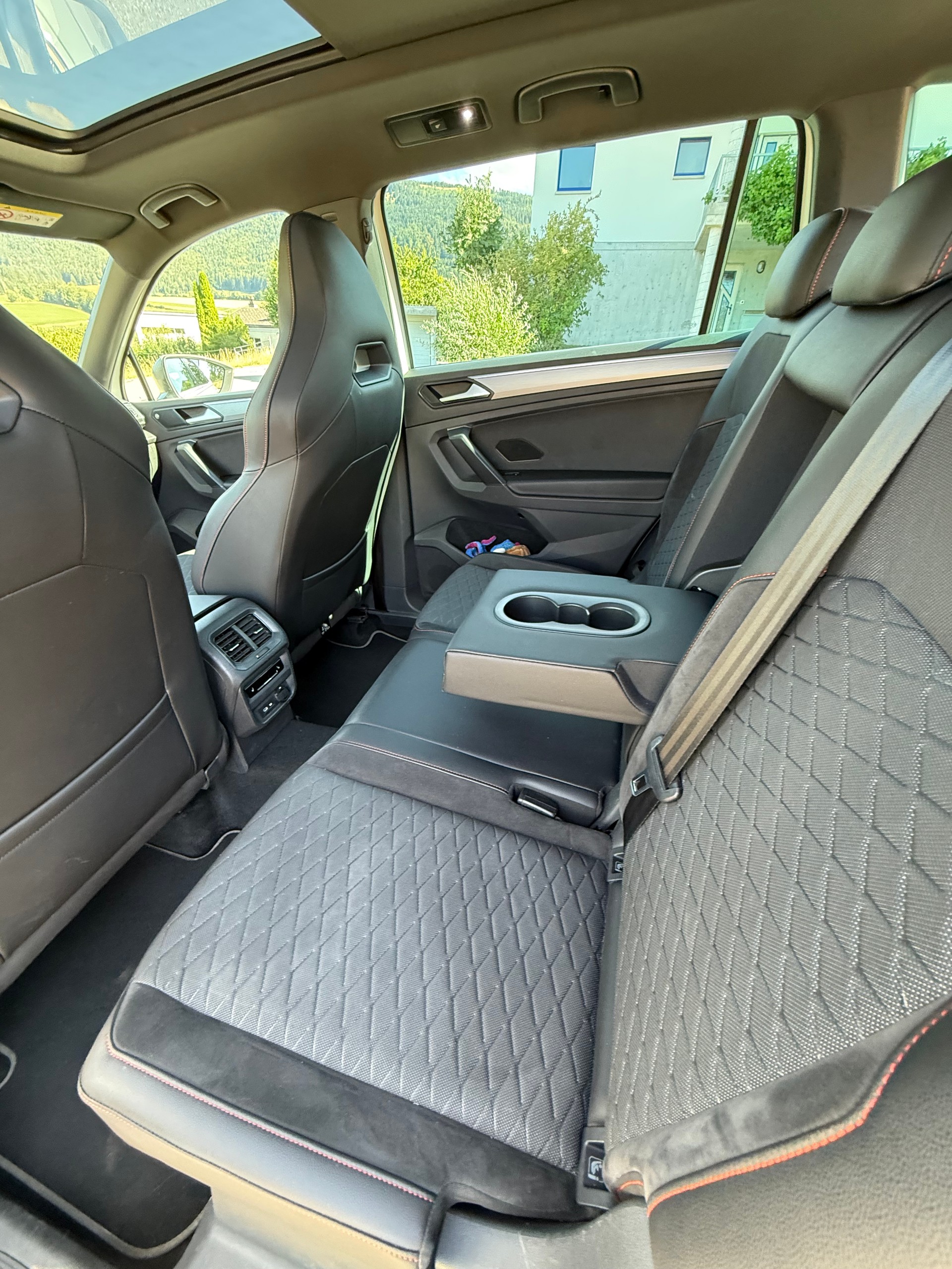 SEAT 2.0 TSI FR 4Drive DSG-image-12