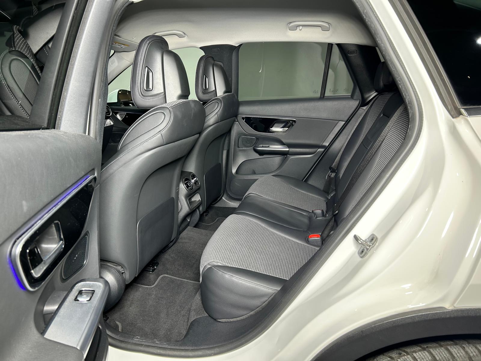 MERCEDES-BENZ GLC 220 d Avantgarde 4matic CH FAHRZEUG-image-7
