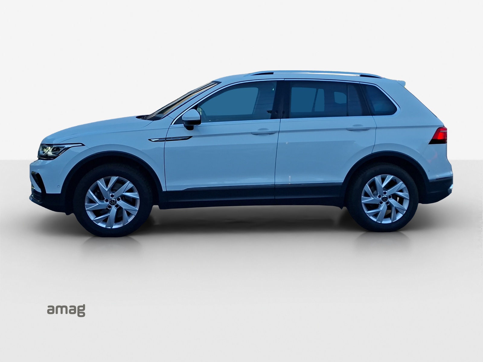 VW Tiguan 2.0 TDI SCR Elegance 4Motion DSG-showroom-element-1