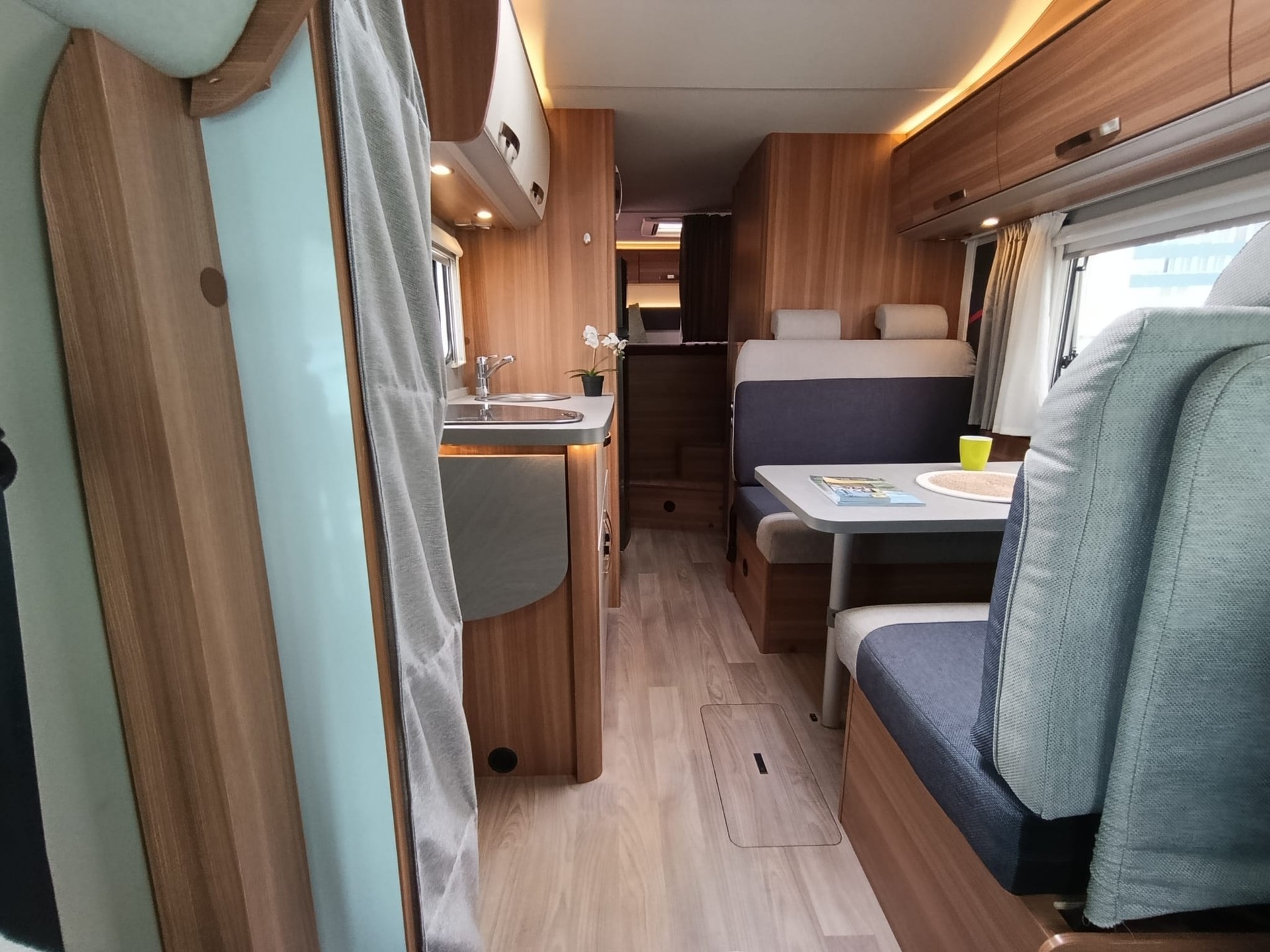 WEINSBERG R 59 ***Perfekt für Familien ***6 eingetragene Sitzplätze ***-image-14