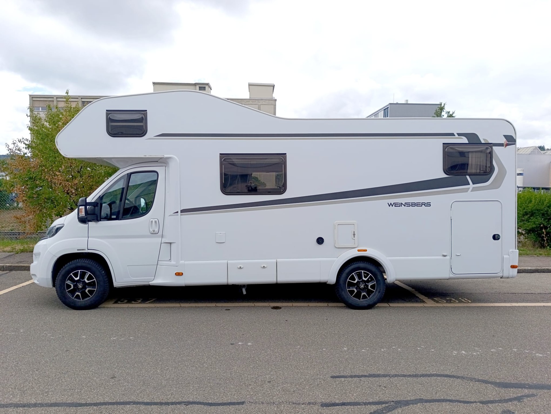 WEINSBERG R 59 ***Perfekt für Familien ***6 eingetragene Sitzplätze ***-image-6