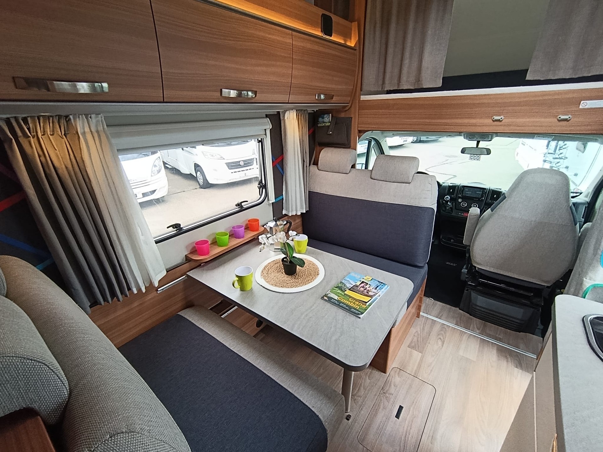 WEINSBERG R 59 ***Perfekt für Familien ***6 eingetragene Sitzplätze ***-image-21