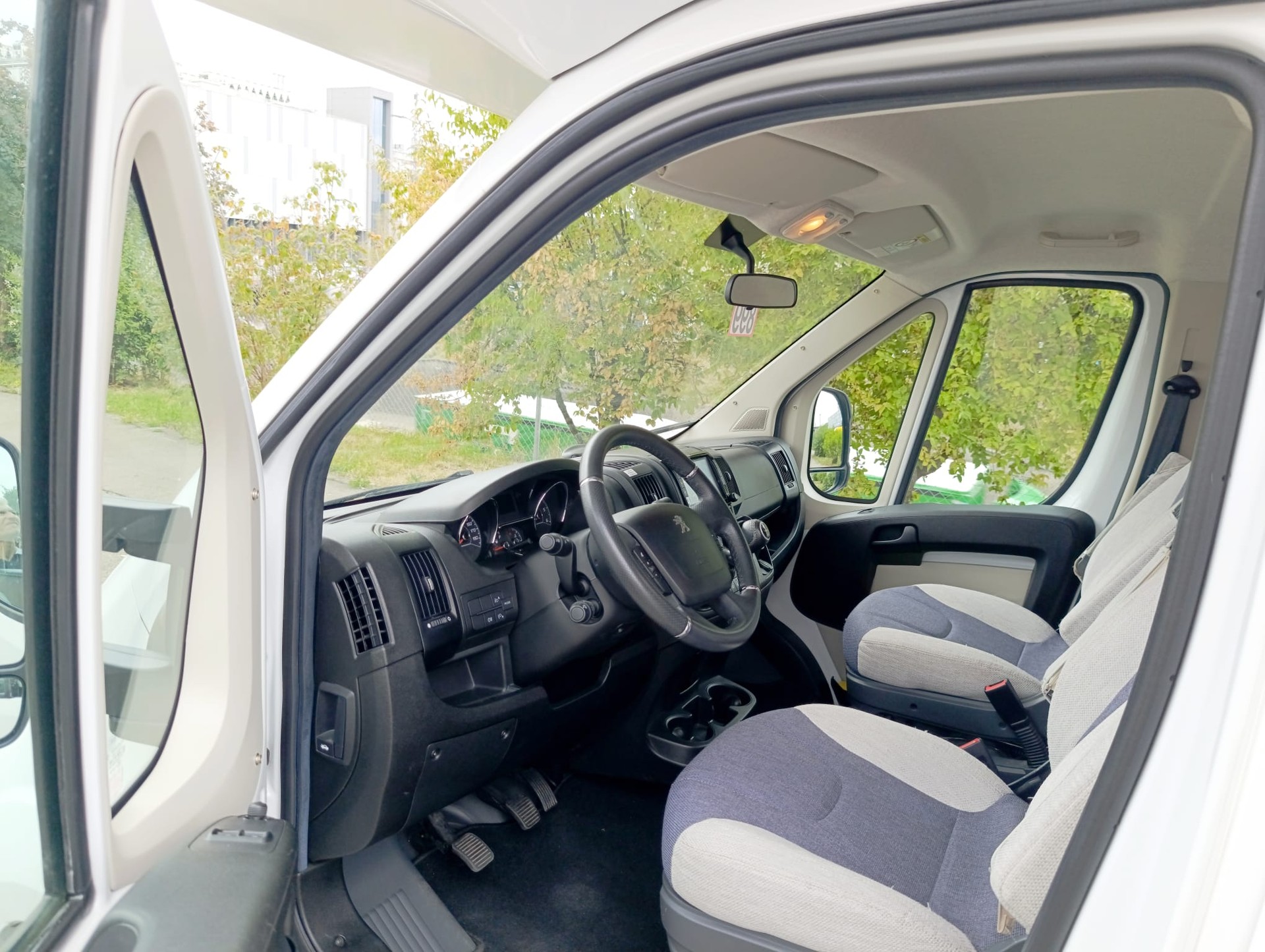 WEINSBERG R 59 ***Perfekt für Familien ***6 eingetragene Sitzplätze ***-image-10