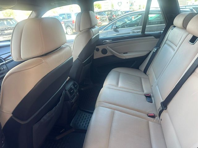BMW X5 xDrive 50i Steptronic-image-10