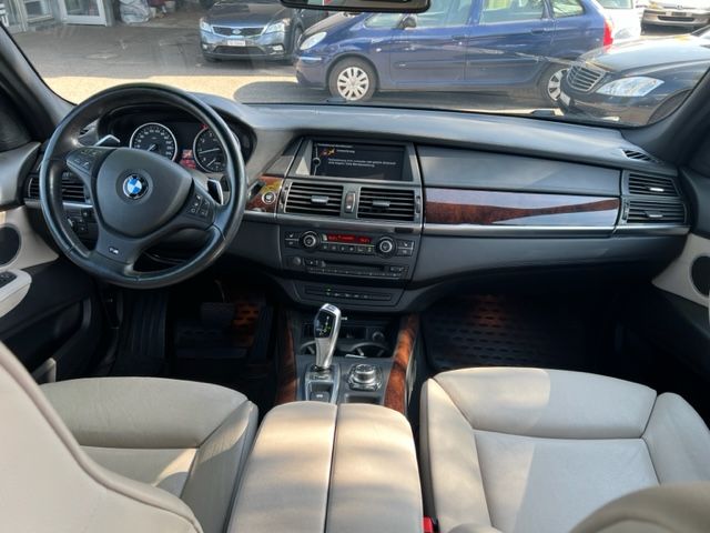 BMW X5 xDrive 50i Steptronic-image-7