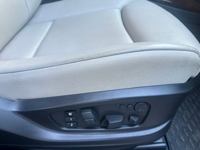 BMW X5 xDrive 50i Steptronic-image-15