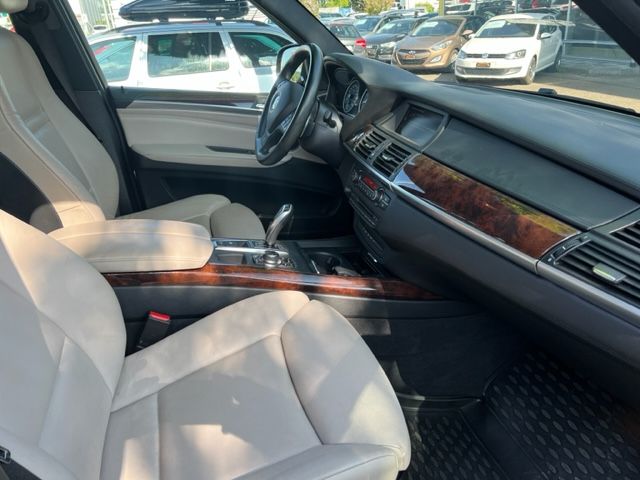 BMW X5 xDrive 50i Steptronic-image-8