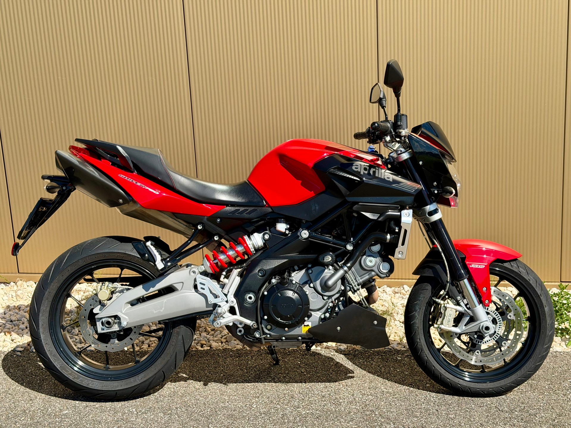 APRILIA SL 750 Shiver ABS-image-3