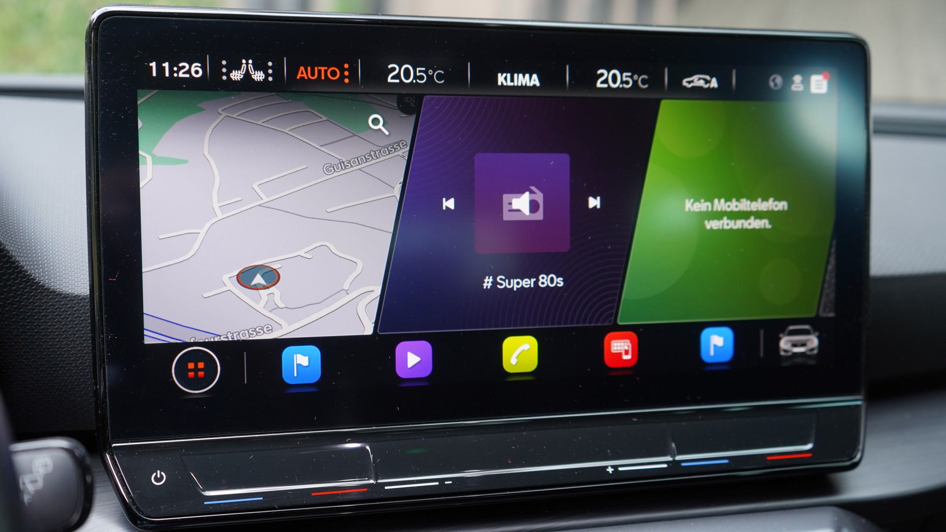 CUPRA Leon 1.5 eTSI DSG-image-10