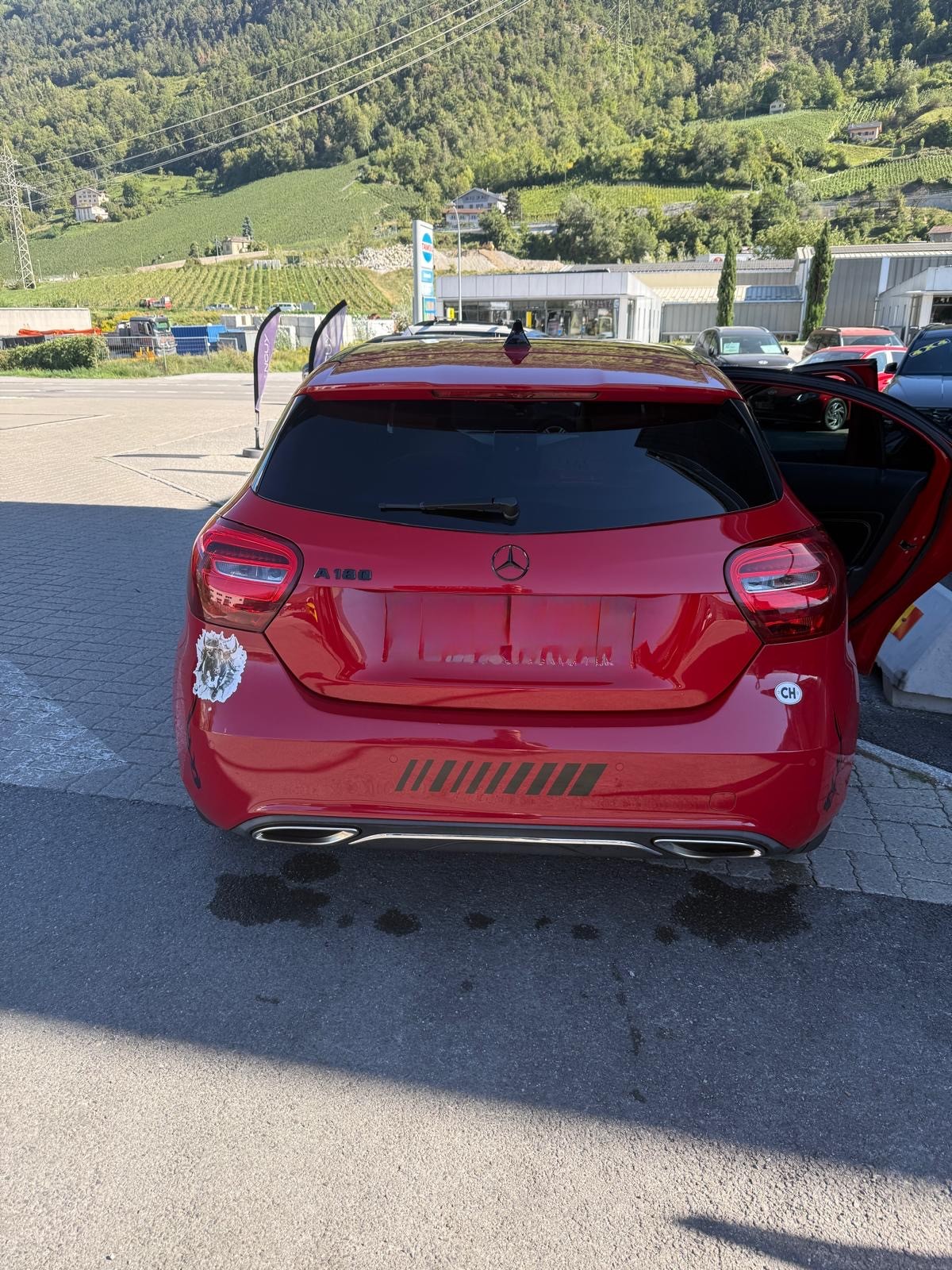 MERCEDES-BENZ A 180 Style 7G-DCT-image-4