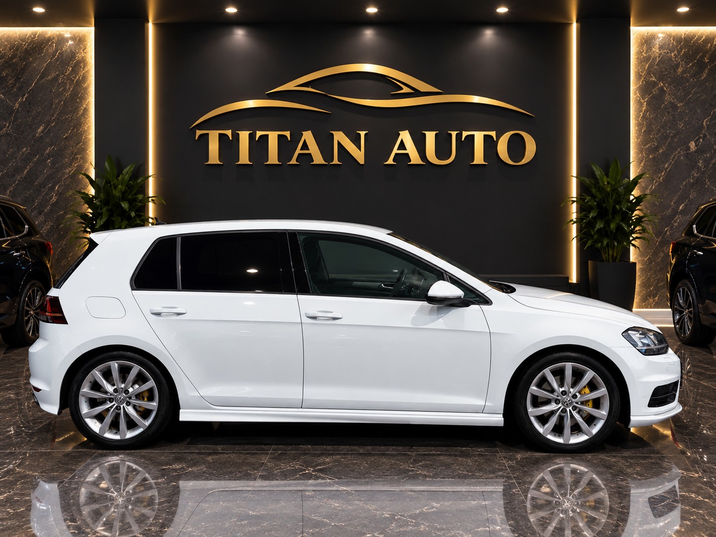 VW Golf 1.4 TSI R-Line Design-showroom-element-2
