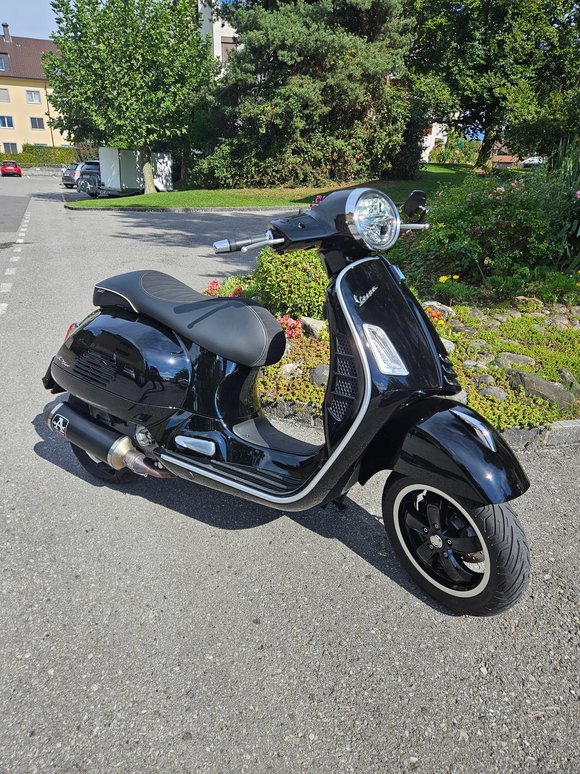 PIAGGIO VESPA GTS 300 ABS-image-0