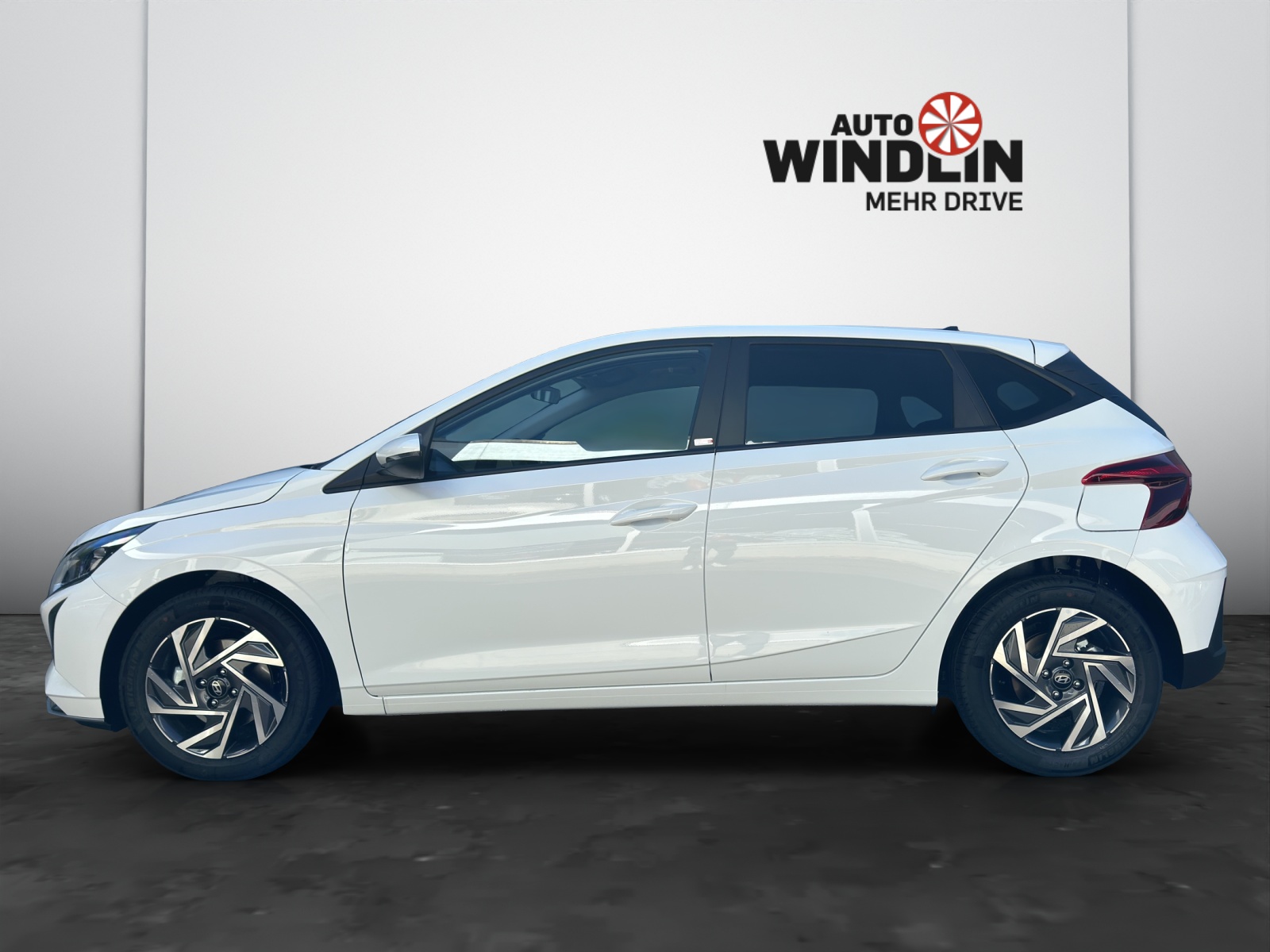 HYUNDAI i20 1.0 T-GDi Amplia Go Pack Safe Tec-showroom-element-2