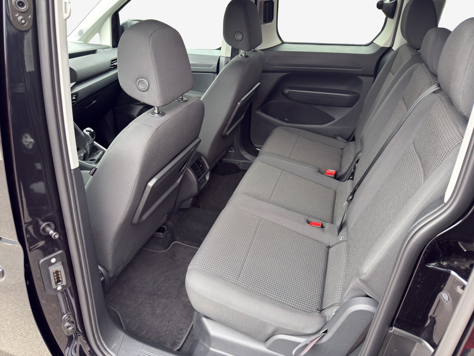 VW Caddy 2.0 TDI Liberty 4Motion-image-11