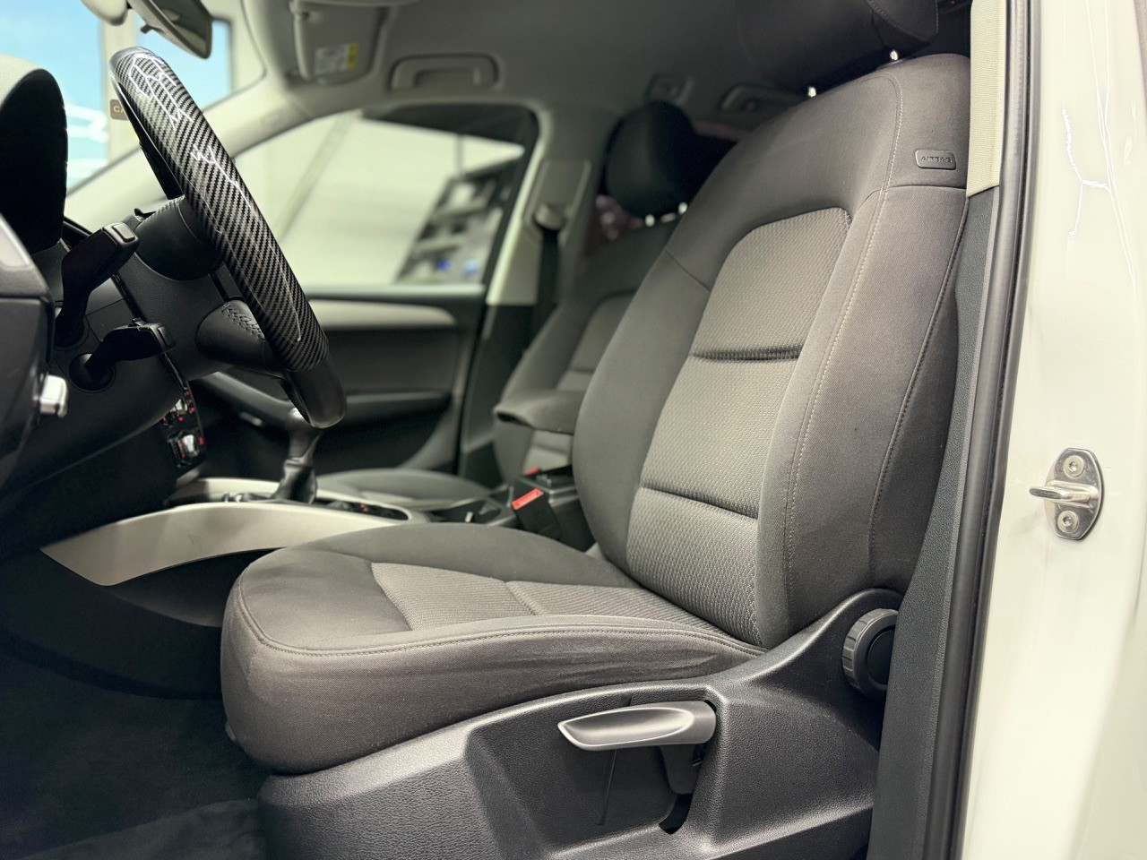 AUDI Q5 2.0 TDI quattro | 4x4 | CH-Auto | Dachreling | Tempomat | PDC | Garantie-image-12
