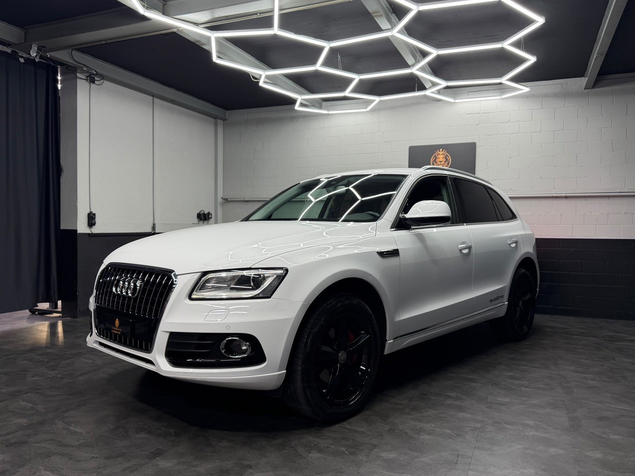 AUDI Q5 2.0 TDI quattro | 4x4 | CH-Auto | Dachreling | Tempomat | PDC | Garantie-showroom-element-2