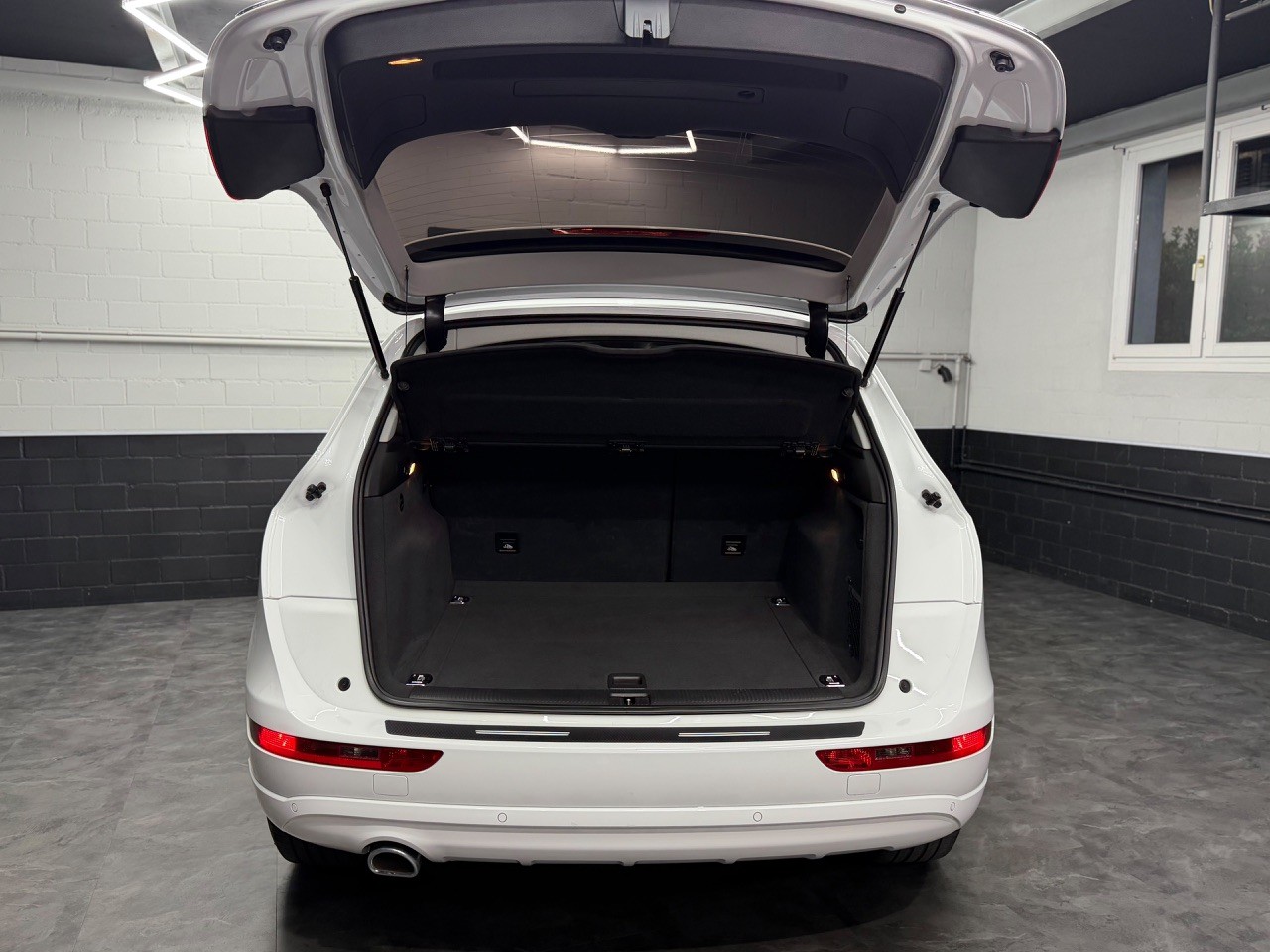 AUDI Q5 2.0 TDI quattro | 4x4 | CH-Auto | Dachreling | Tempomat | PDC | Garantie-image-20