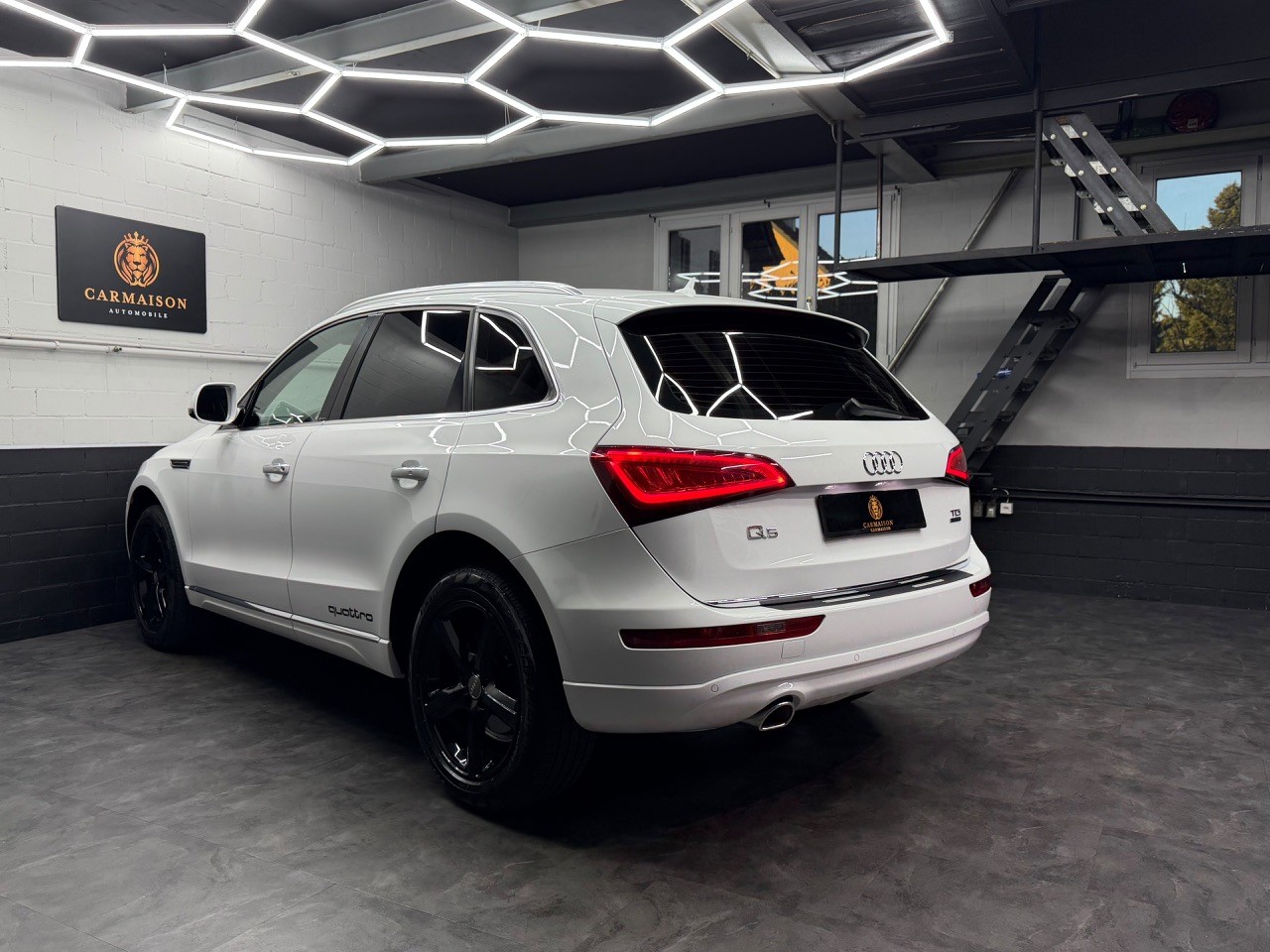 AUDI Q5 2.0 TDI quattro | 4x4 | CH-Auto | Dachreling | Tempomat | PDC | Garantie-image-6