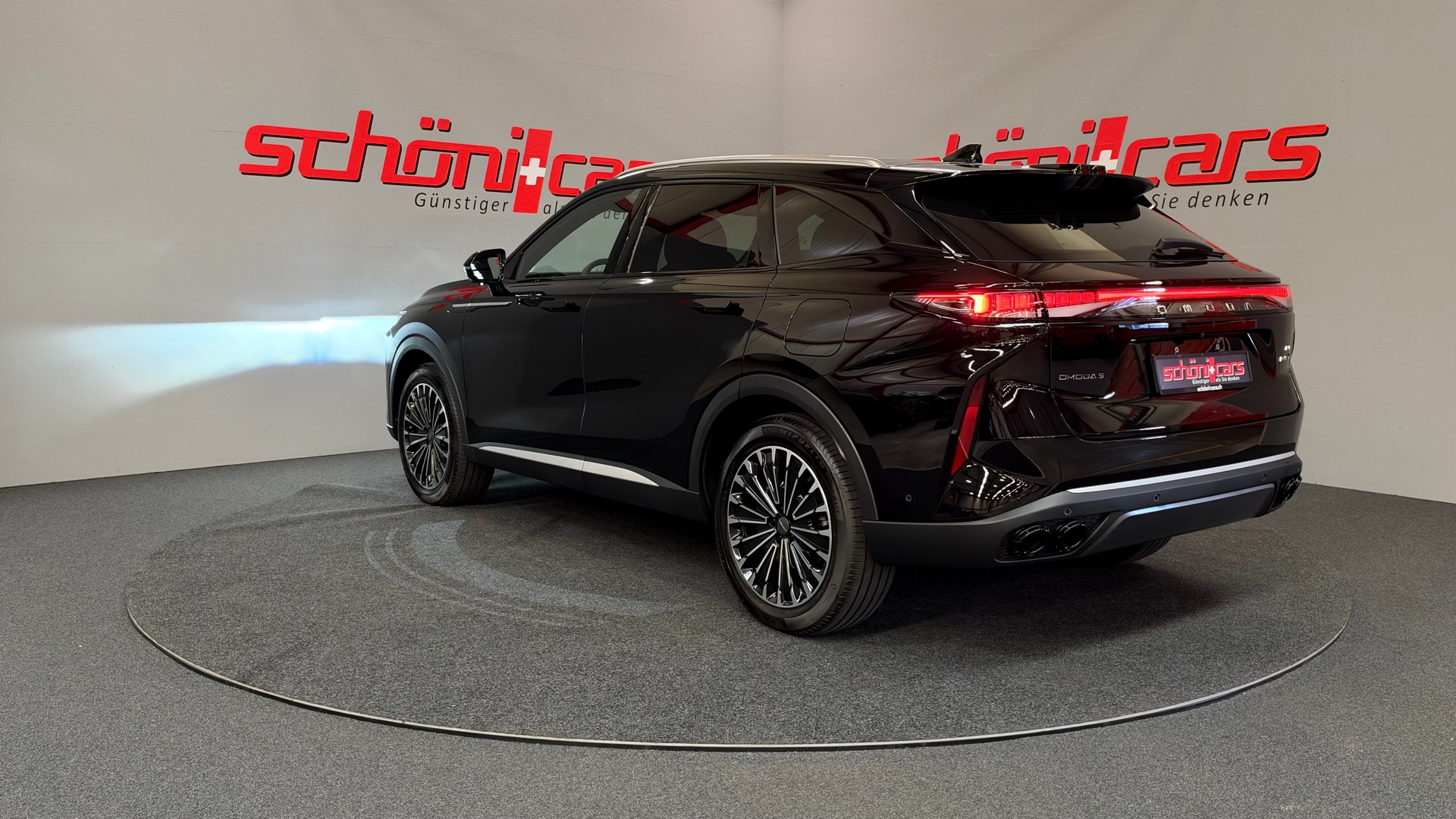 OMODA 9 Exclusive 1.5 T-GDI AWD 537PS-showroom-element-3
