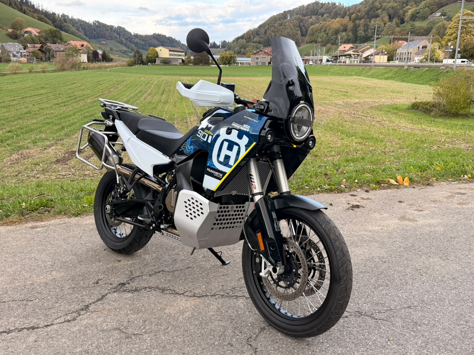 HUSQVARNA Norden 901 Expedition-image-4