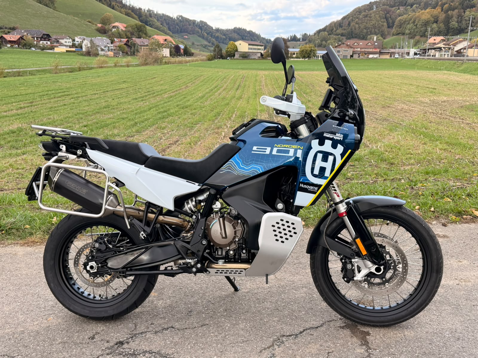 HUSQVARNA Norden 901 Expedition-image-1