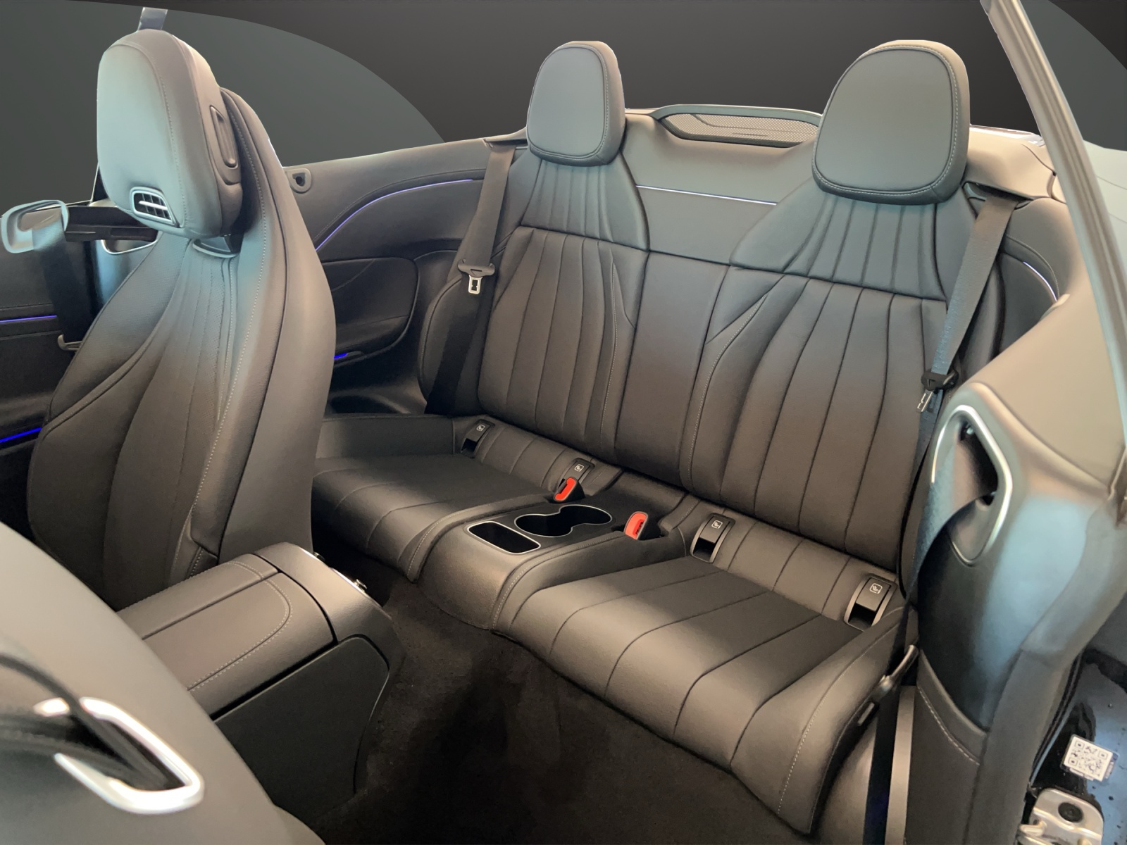 MERCEDES-BENZ CLE 450 Cabrio 4M-image-11