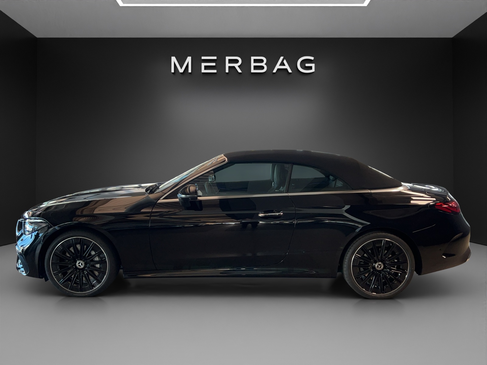 MERCEDES-BENZ CLE 450 Cabrio 4M-image-1