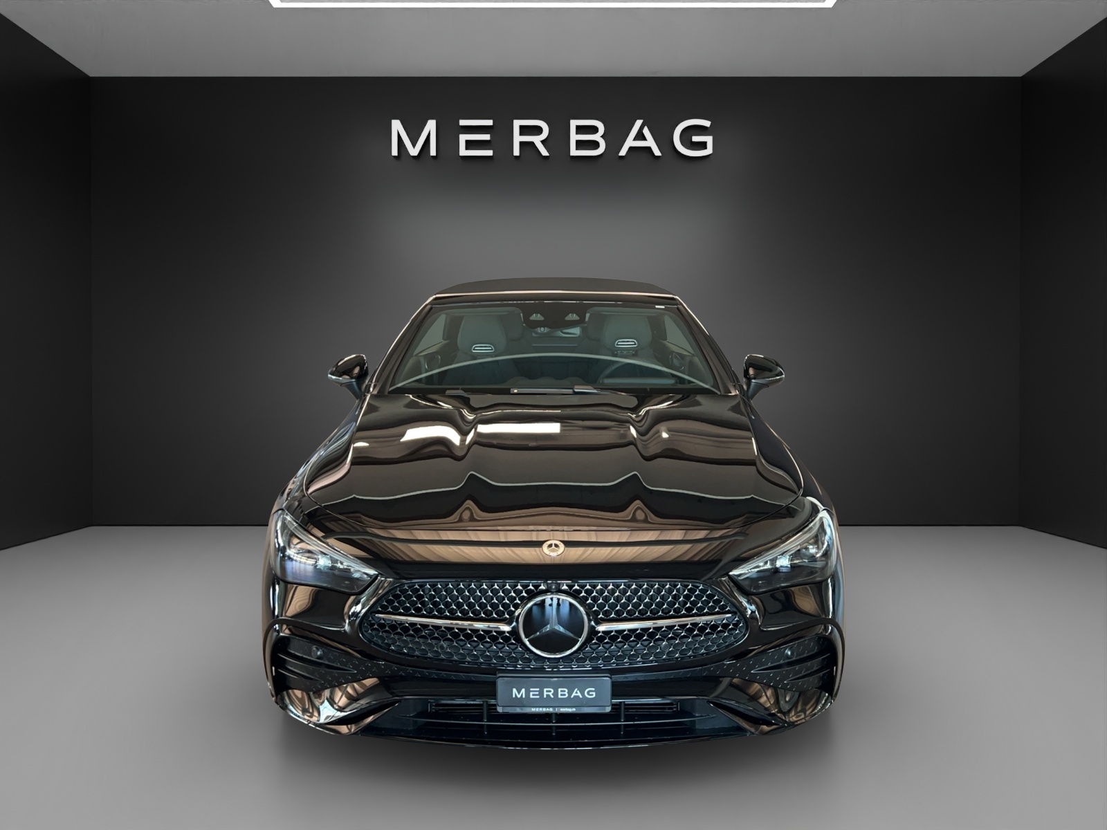 MERCEDES-BENZ CLE 450 Cabrio 4M-image-2