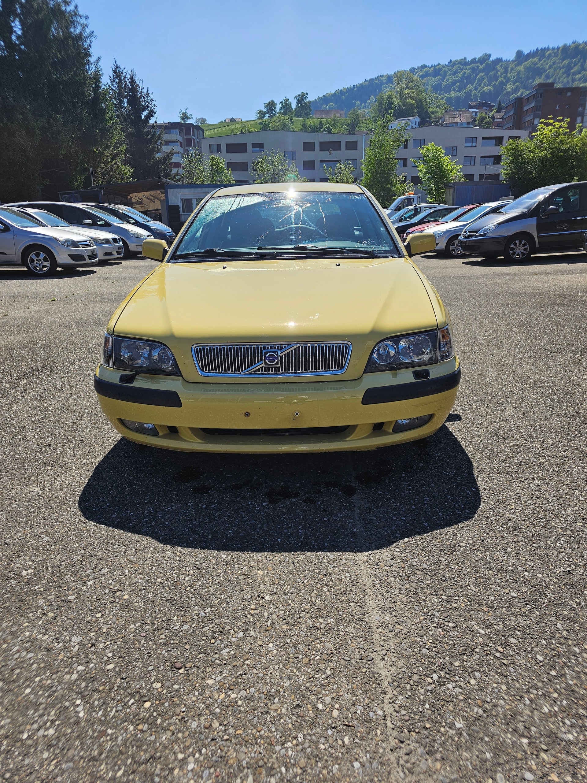 VOLVO V40 2.0T