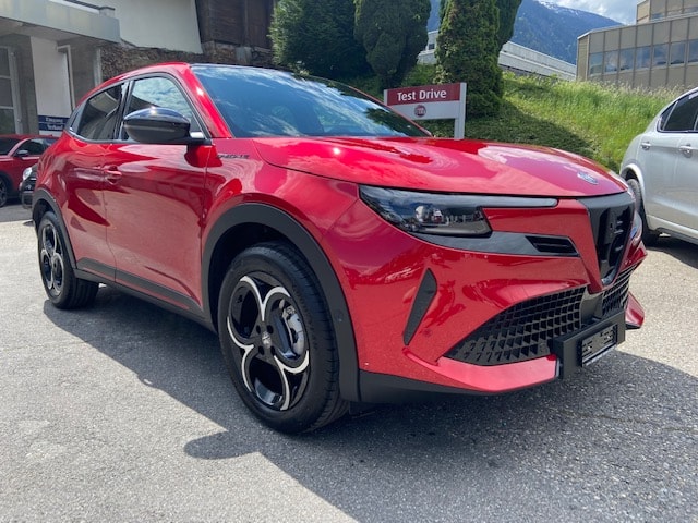 ALFA ROMEO Junior 1.2 48V Hybrid Speciale-image-3