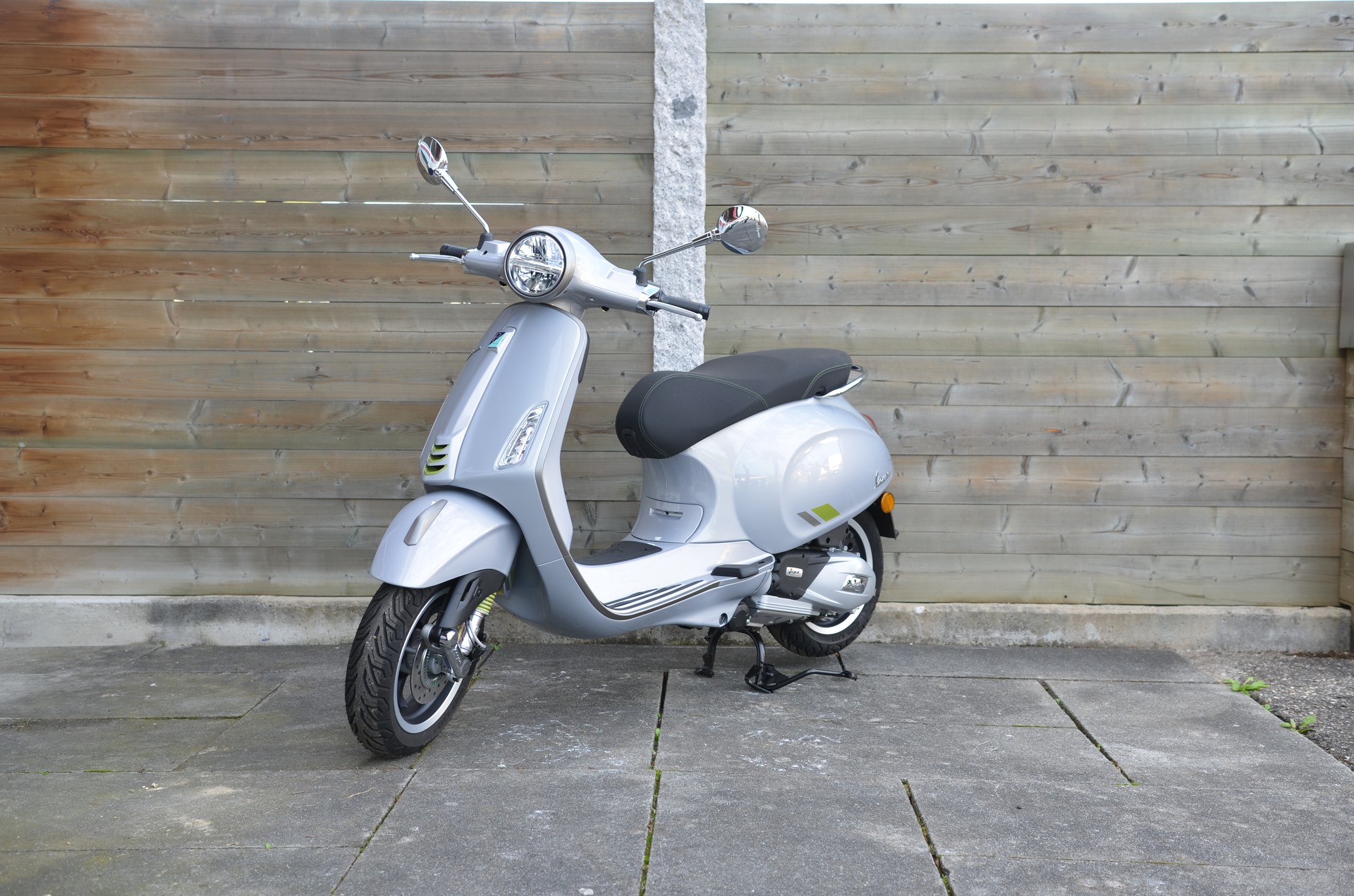 PIAGGIO Vespa 125 Primavera Tech E5+-image-1