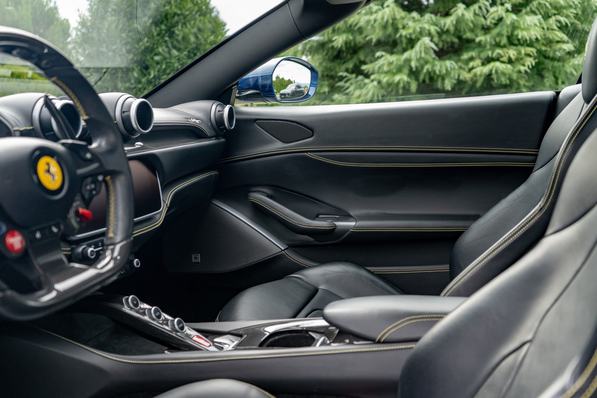 FERRARI Portofino 3.9 V8 T-image-12