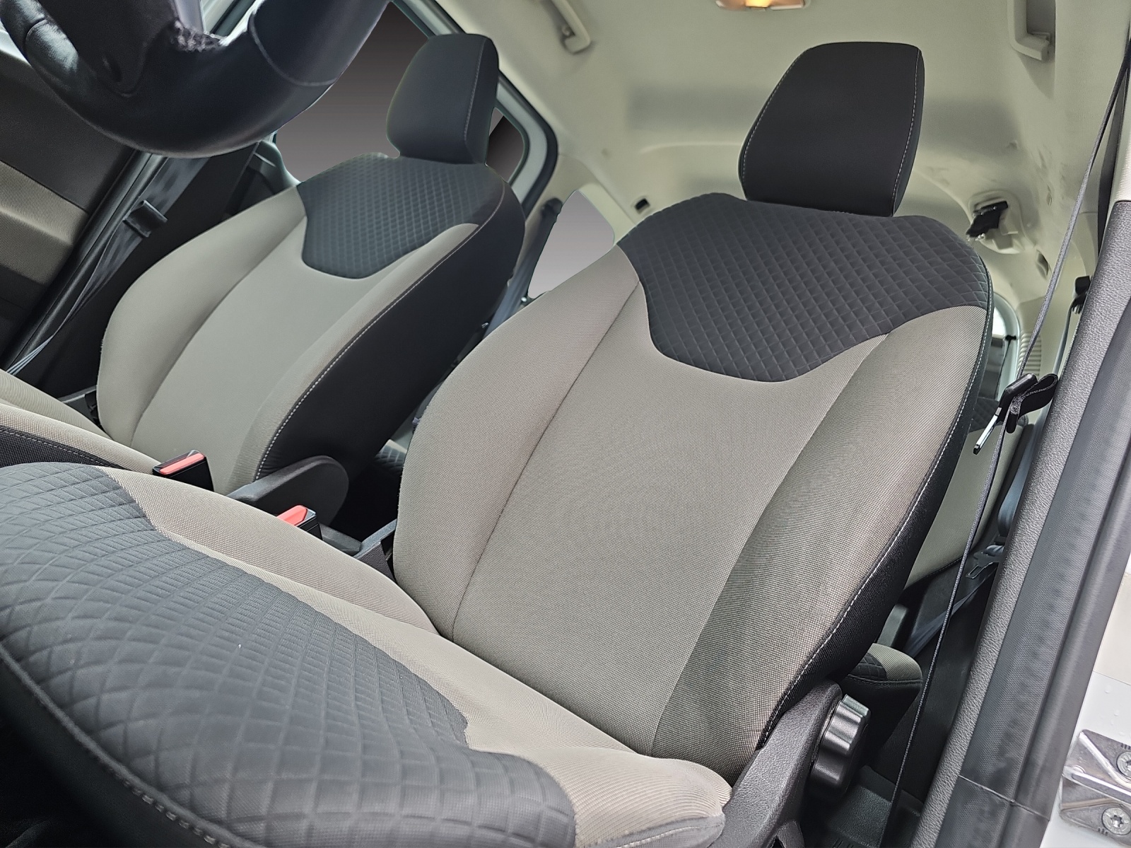 FORD Tourneo Courier 1.5 TDCi Trend-image-13