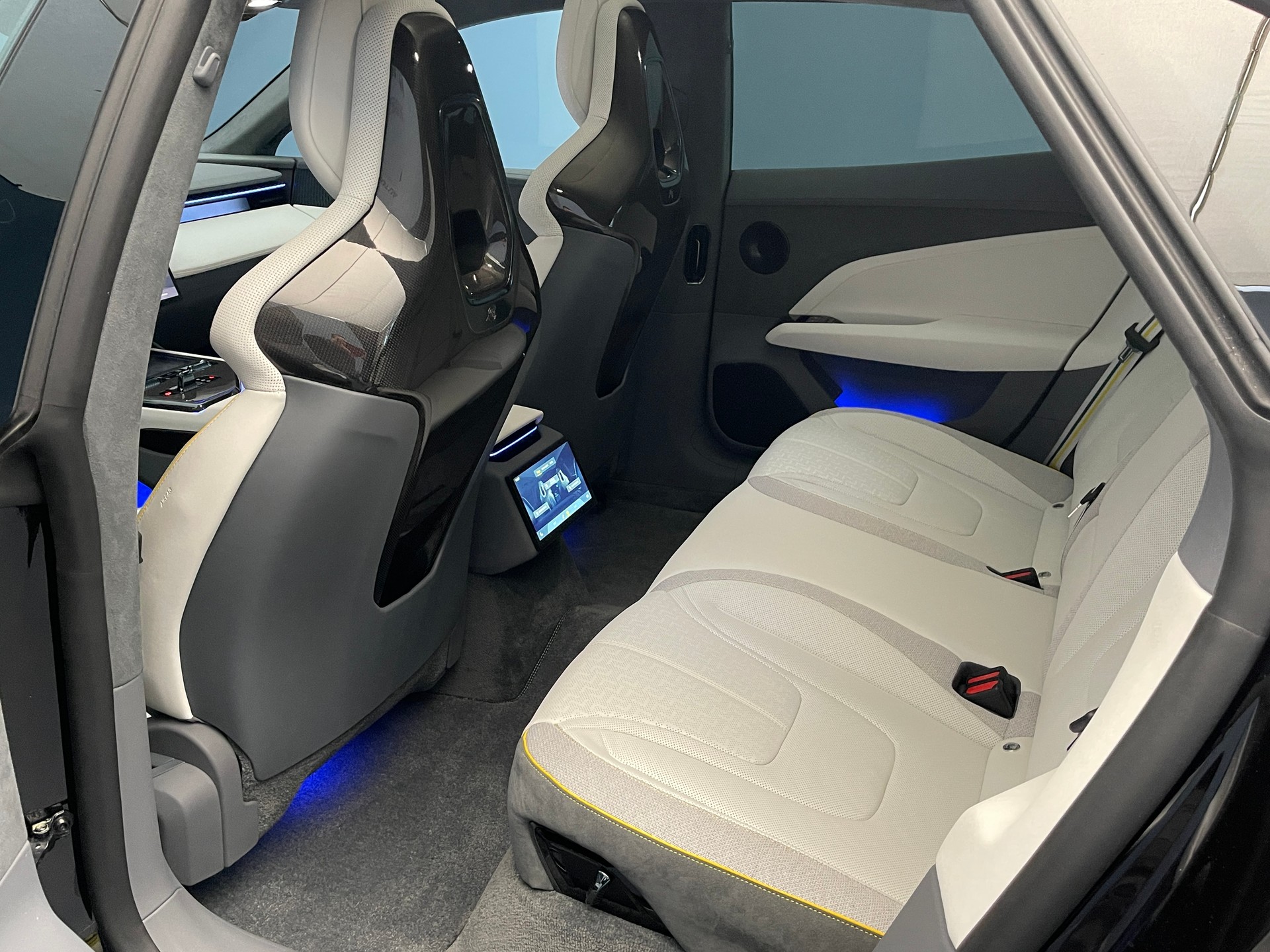 LOTUS Emeya S-image-9