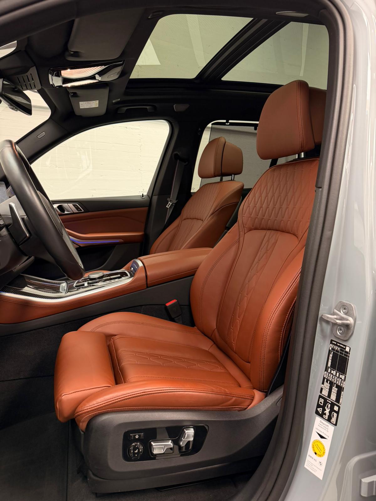 BMW X5 xDrive 48V 40d M Sport Pro Steptronic Limited Grey Performance mit 5Jahre Garantie bis Mai 2029-image-12