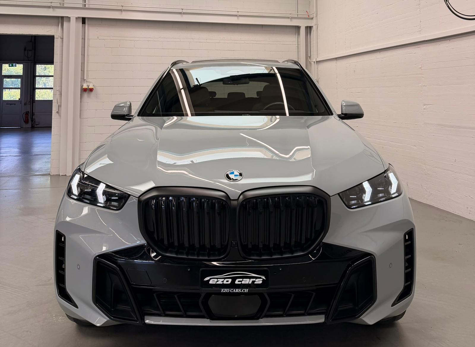 BMW X5 xDrive 48V 40d M Sport Pro Steptronic Limited Grey Performance mit 5Jahre Garantie bis Mai 2029-showroom-element-2