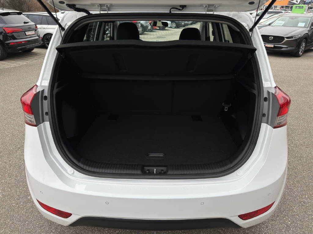HYUNDAI ix20 1.6 Amplia-image-9