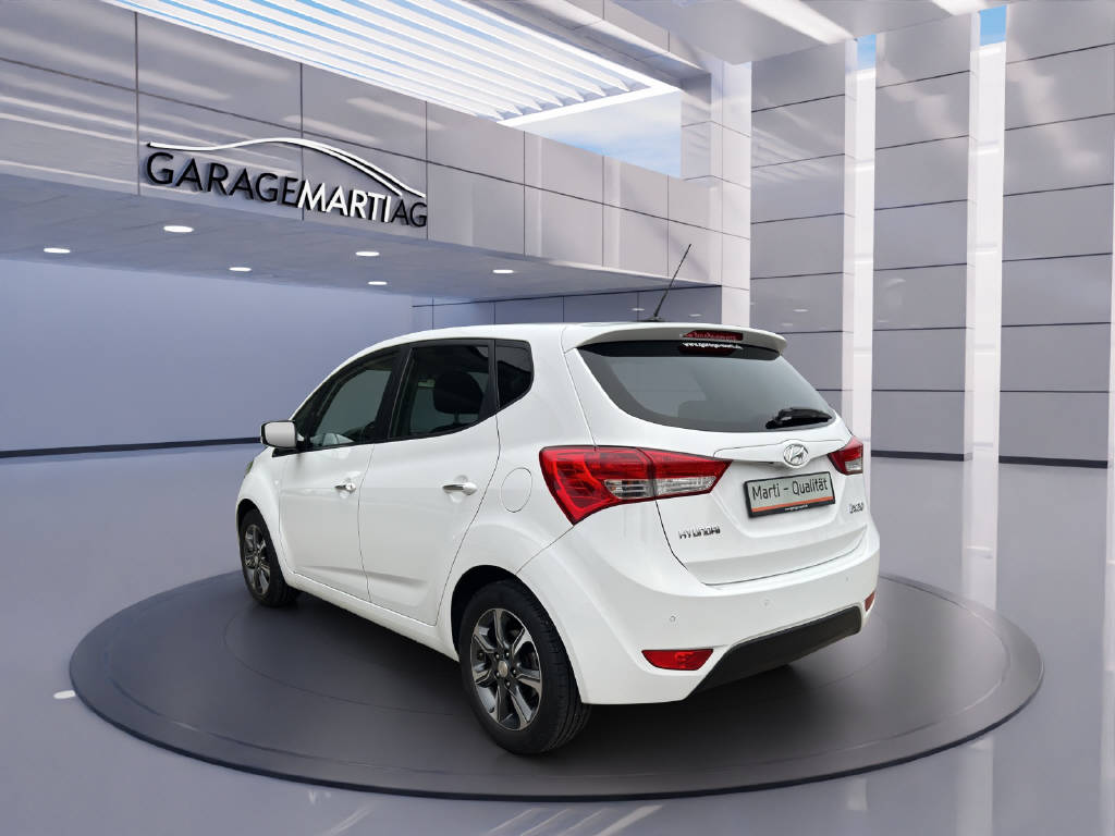 HYUNDAI ix20 1.6 Amplia-showroom-element-3