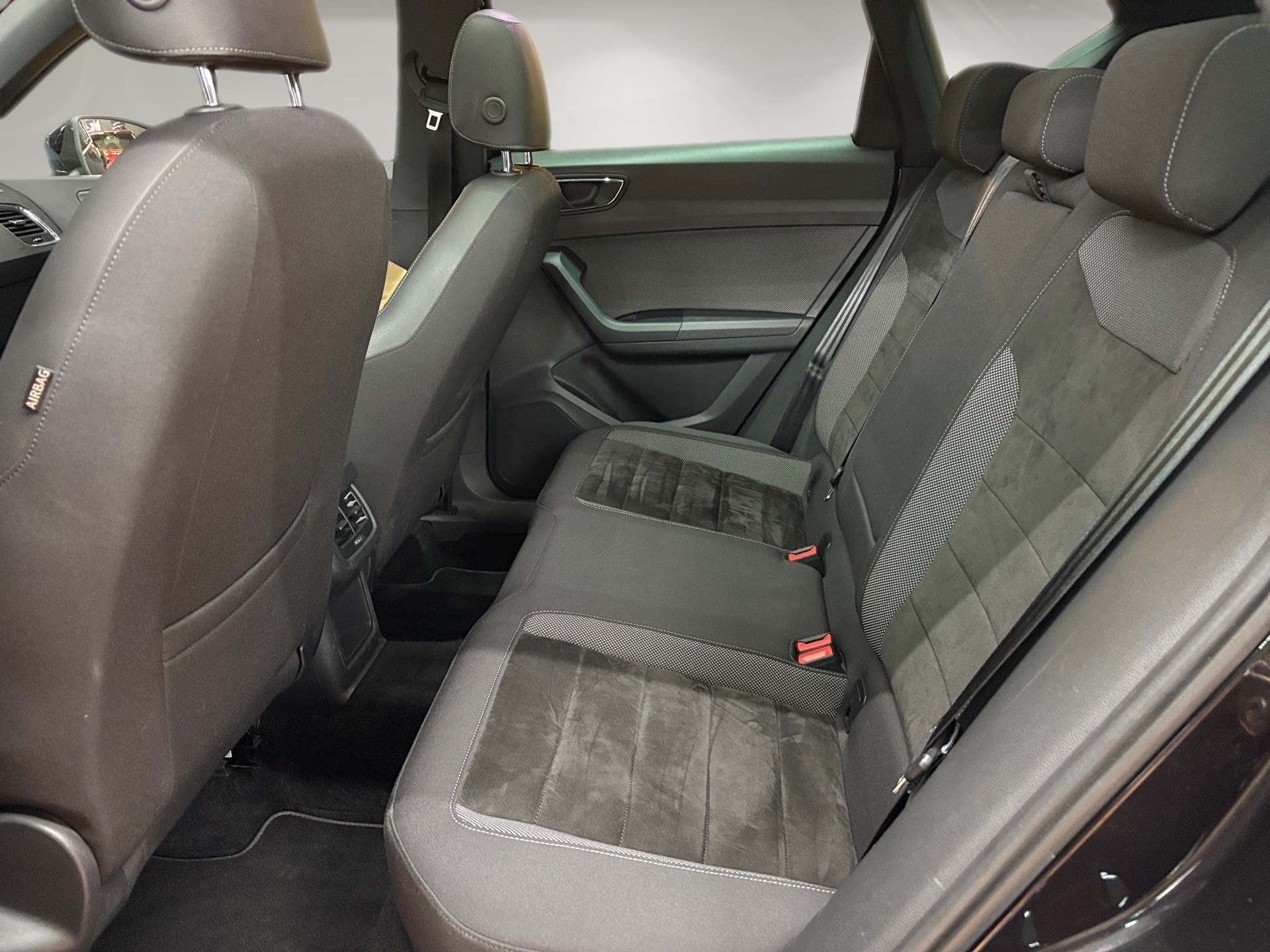 SEAT Ateca 2.0 TDI CR Xcellence 4Drive DSG-image-11