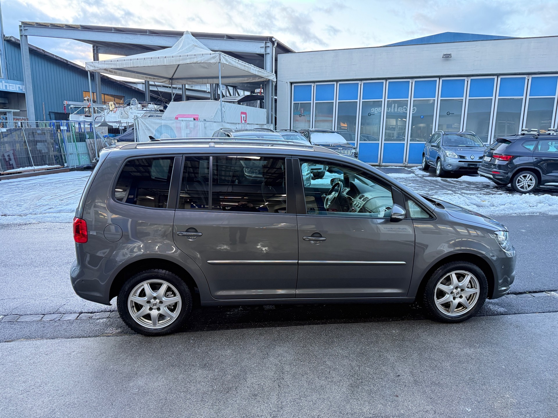 VW Touran 1.4 TSI Trendline-image-3